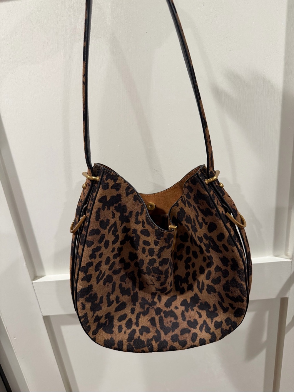 Dolce Vita Shoulder/ Hobo Bag in Leopard Print